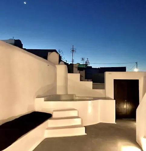 Lägenhet Chay Luxury Cave Megalochori (Santorini)