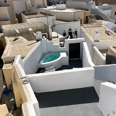 Chay Luxury Cave Apartment Megalochori (Santorini)